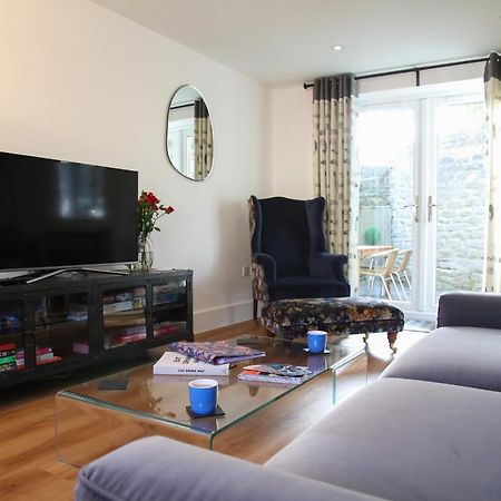 Burgess Yard 2-Bedroom Cottage, Bath Extérieur photo